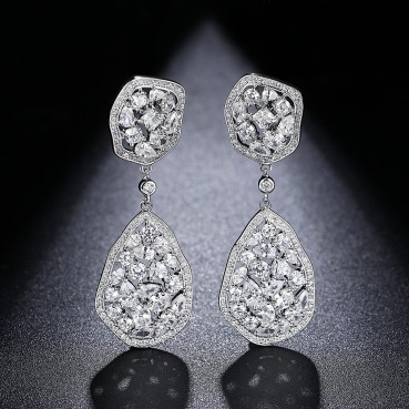 Qingge Manwu Earrings AAA Zircon Inlaid European and American Fashion Atmospheric Earrings Manufacturers Wholesale Gift Women