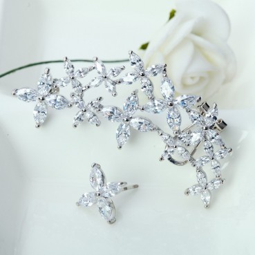 Half face makeup earrings Korean version of asymmetrical flower female earrings inlaid zircon silver needle earrings