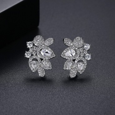 Qianye new European and American fashion copper inlaid zircon earrings women's sweet earrings factory wholesale