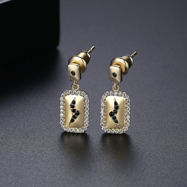 New style copper-inlaid zircon Korean women's earrings, stylish and stylish geometric earrings