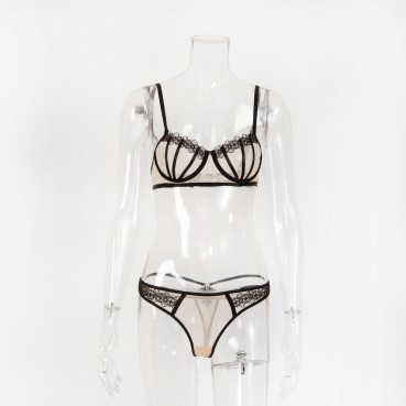 New European hot-selling sexy women's lace stitching sexy chest and hip set underwear