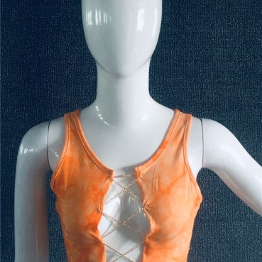 Explosive European and American sexy chain sleeveless solid color top in stock