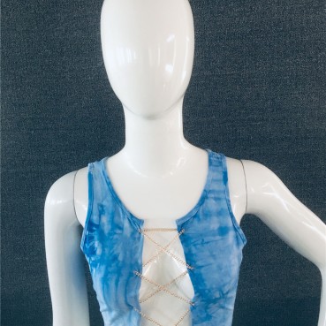 Explosive European and American sexy chain sleeveless solid color top in stock