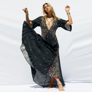 Spring and summer new positioning printing holiday bohemian V-neck three-quarter sleeves big swing dress