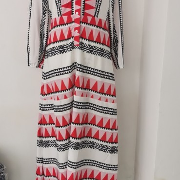 Buttoned European and American leisure vacation triangle print v-neck long-sleeved long dress