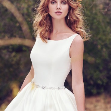 European and American temperament slim large size white satin wedding dress diamond minimalist tail bride wedding custom