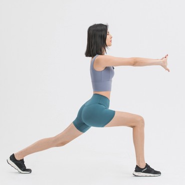 2021 European and American new solid color naked yoga shorts high waist hips tight stretch training sports hot pants women