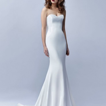 Full length stretch georgette mermaid dress with classic sweetheart neckline