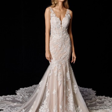 Exquisite and dreamy classic Spanish bridal wedding dress with soft floral embroidered lace